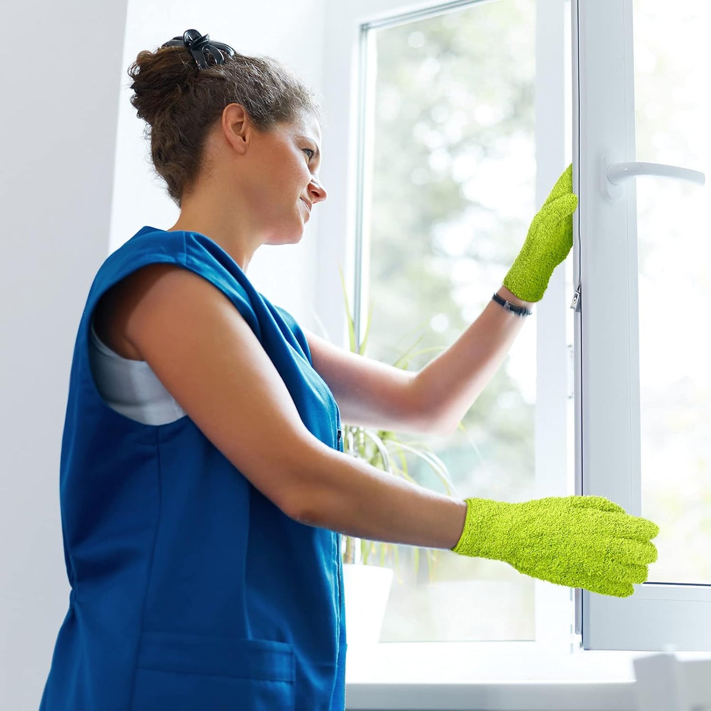 Patelai 3 Pairs Microfiber Plant Dusting Gloves Leaf Cleaning Gloves for Indoor Plants, Blinds, Furniture, House (Large,Green Yellow, Water Blue, Pink)