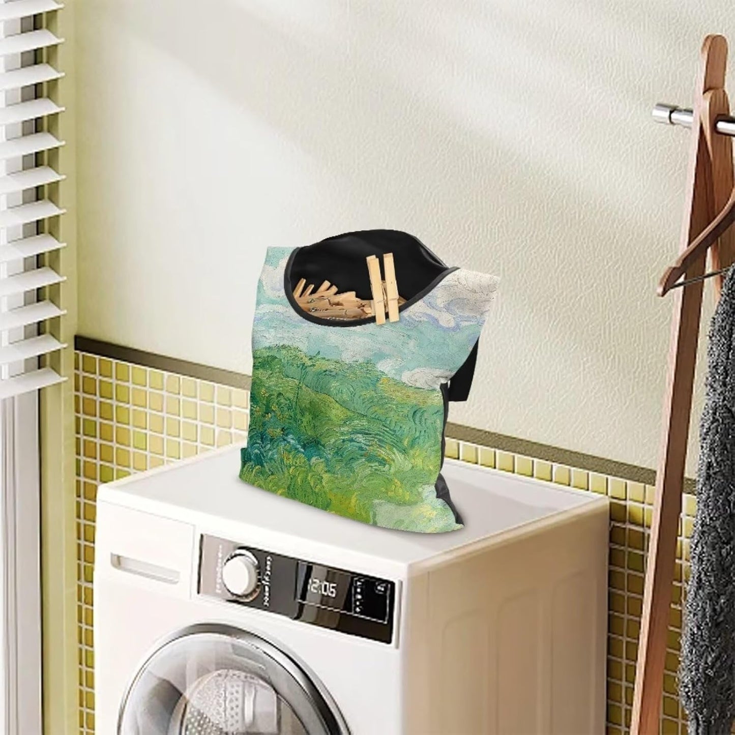 Green Wheat Field Print Windproof Clothespin Holder Bag for Outdoor Use - Durable Storage Organizer with Secure Closure - Hanging Clothes Pin Bag for Laundry & Drying Lines