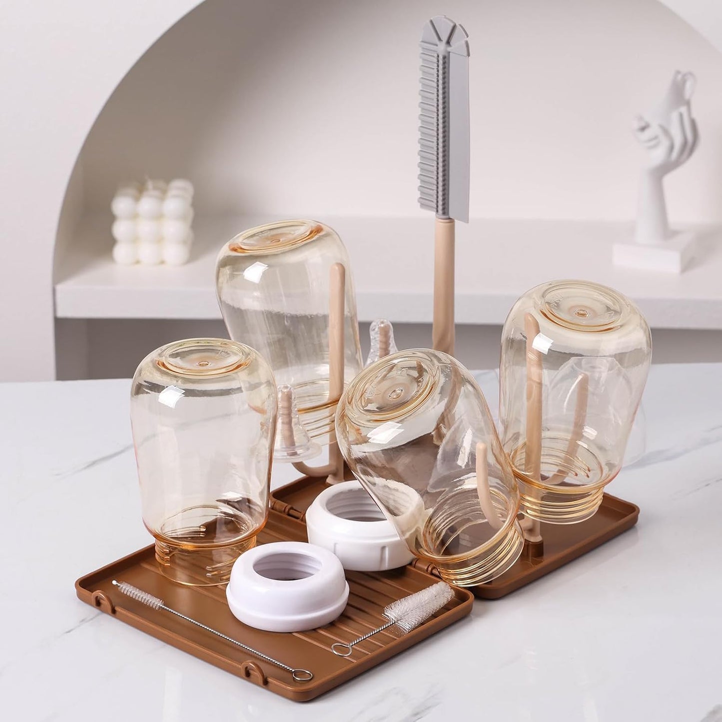 Baby Bottle Drying Rack，Travel Baby Bottle Drying Rack Set, Cleaner Kit with Silicone Bottle Brush,Straw Brush, Suitable for Home use or Traveling with Babies (Coffee Color)