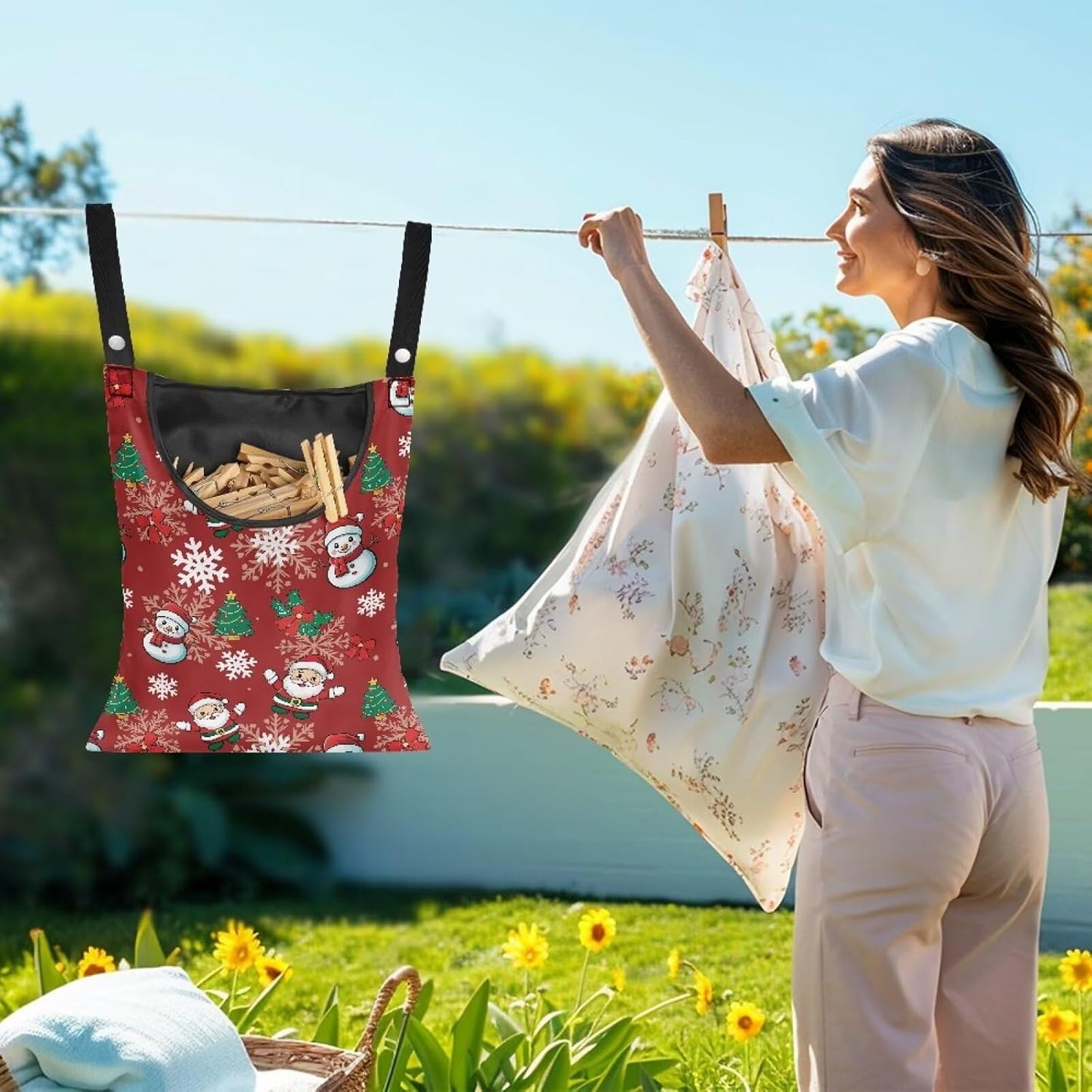 Christmas Theme Handy Clothespin Bags Maple Leaf Space-Saving Clothespin Storage Hanger Bag, Hanging Storage Organizer with Hanging Rope for Indoor and Outdoor Supply